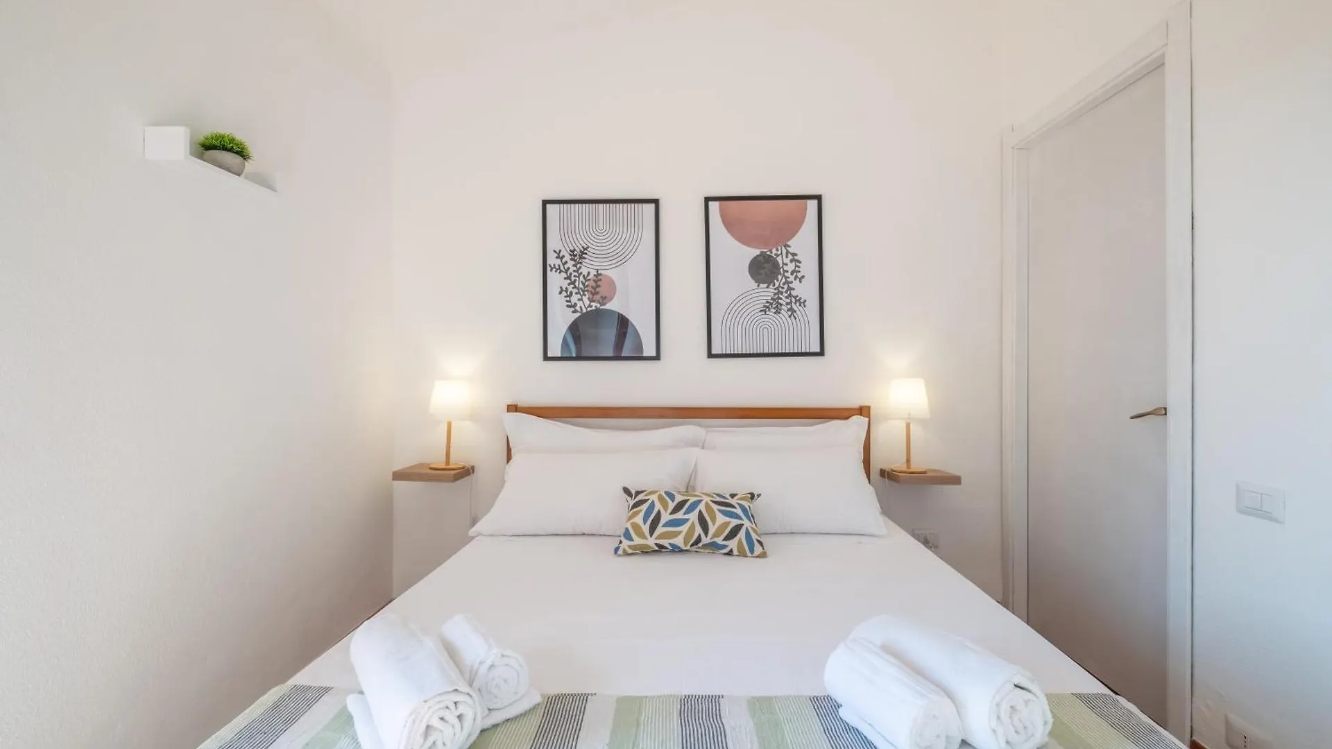 Apartment Suite Capitana Harbor-Self Checkin-Terrace-Netflix