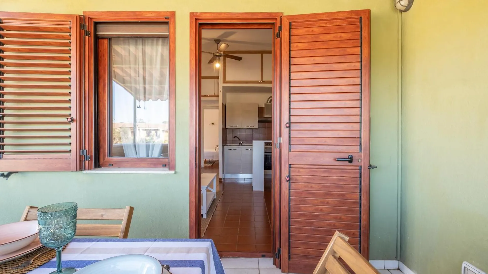 Suite Capitana Harbor-Self Checkin-Terrace-Netflix 0*,  Italy